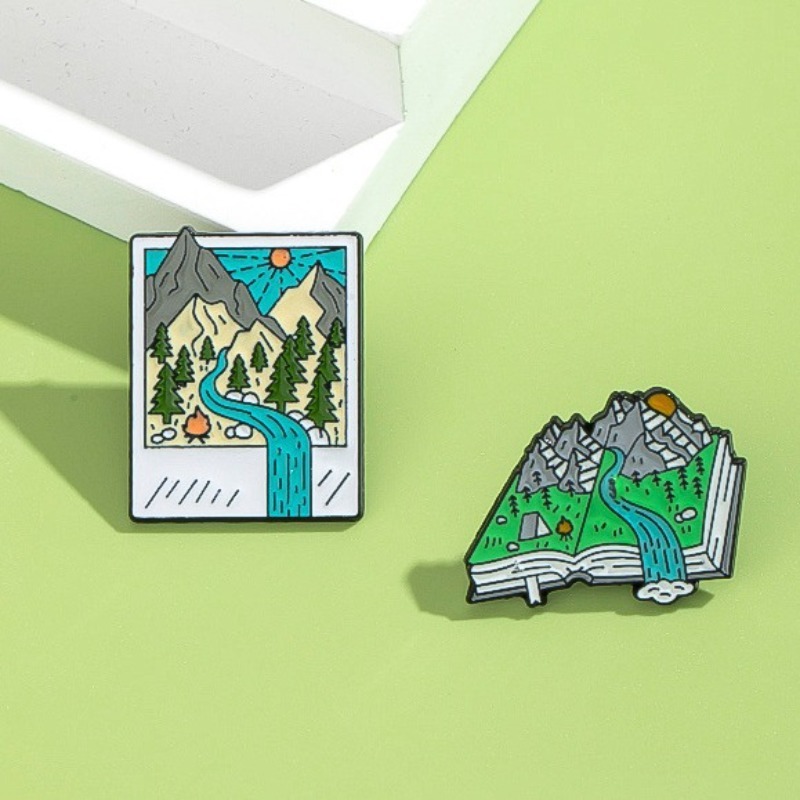 Adventure-Themed Enamel Pins:  - Outdoor Adventure Friends recension och pris