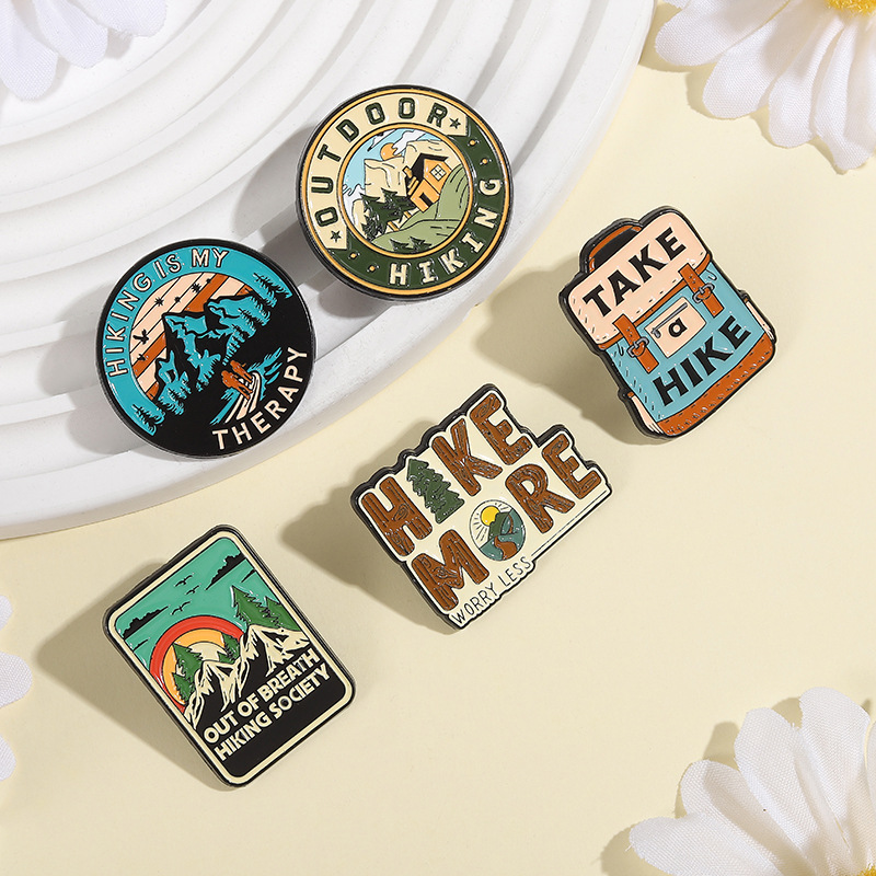 Outdoor Adventure Style Badges - Outdoor Adventure Friends recension och pris