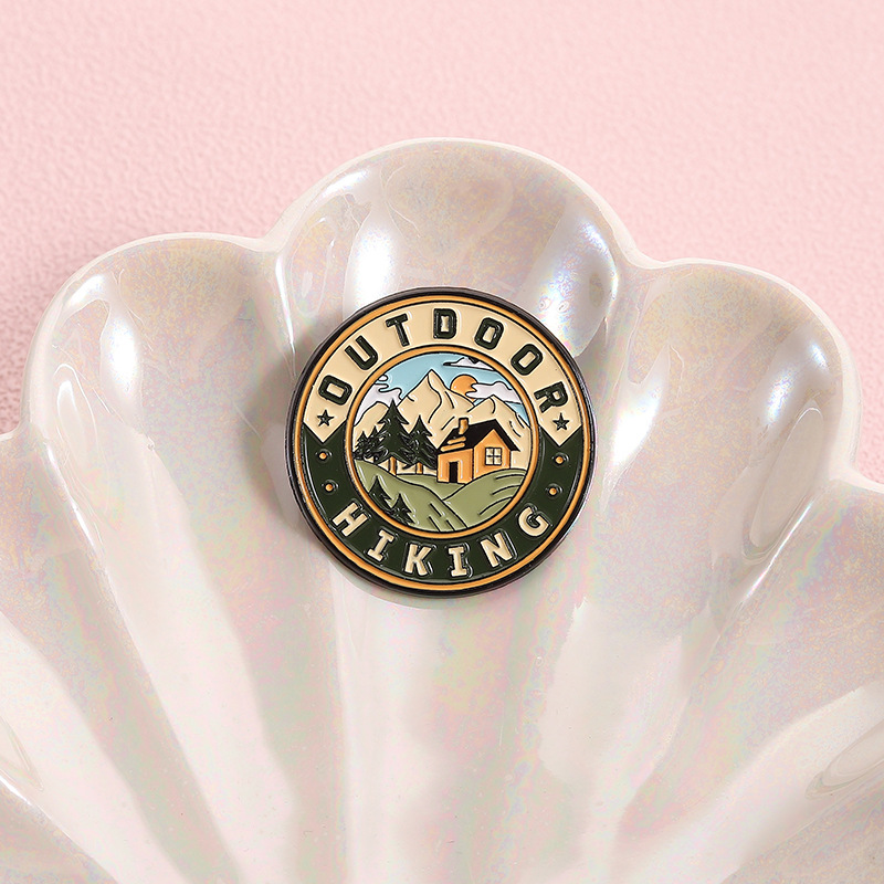 Outdoor Adventure Style Badges - Outdoor Adventure Friends recension och pris