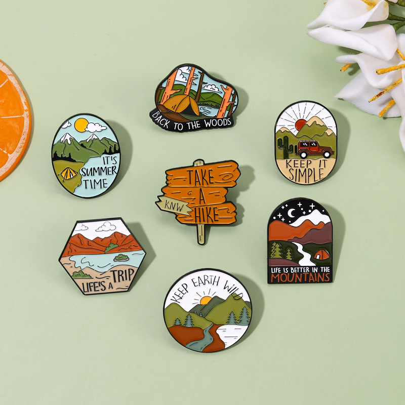Camping Outdoors Enamel Pins C - Outdoor Adventure Friends recension och pris